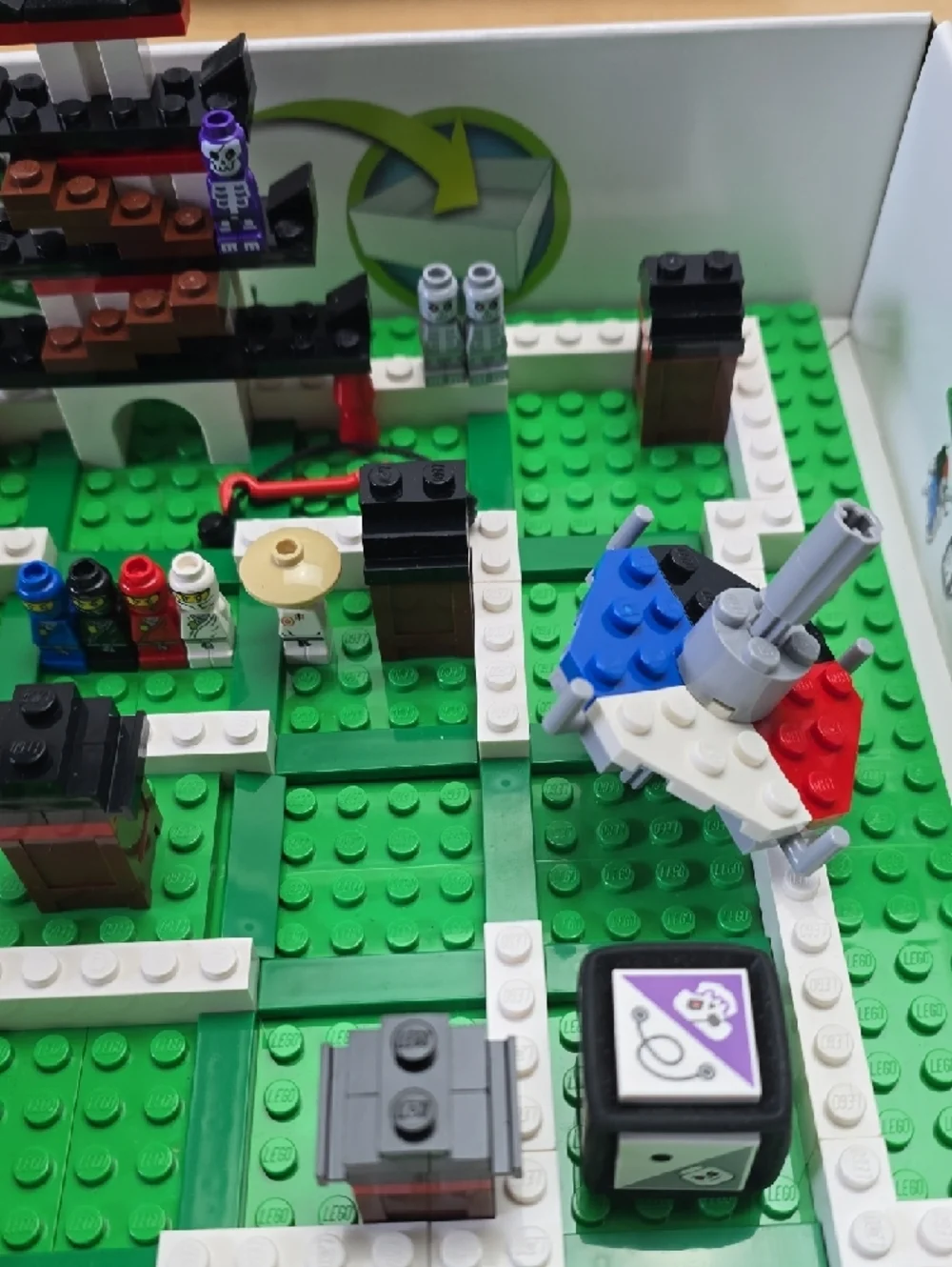 Lego Ninjago Board Game - 3856 - Picture 4 of 9